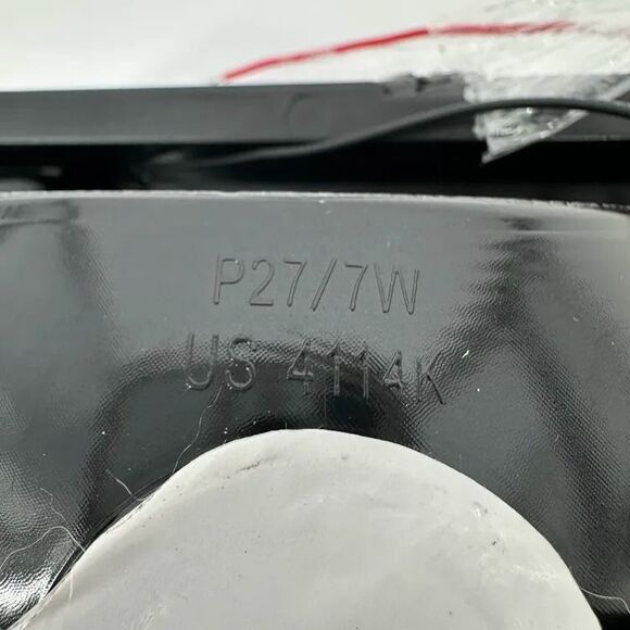 2003-2006 Chevrolet Silverado Headlight Assembly RH Right Passenger Chrome Amber - Picture 11 of 12